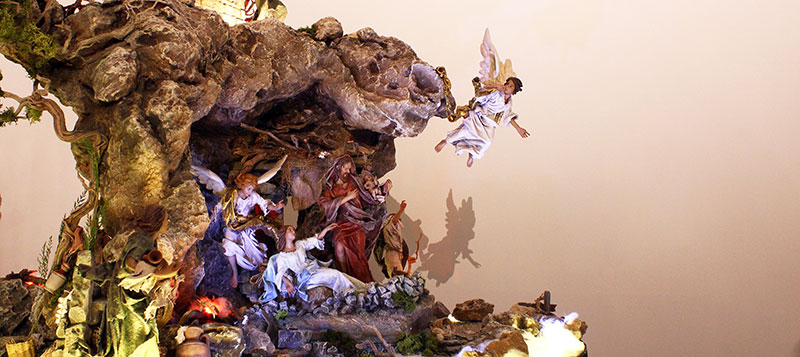 Divinity - Nativity Crib
